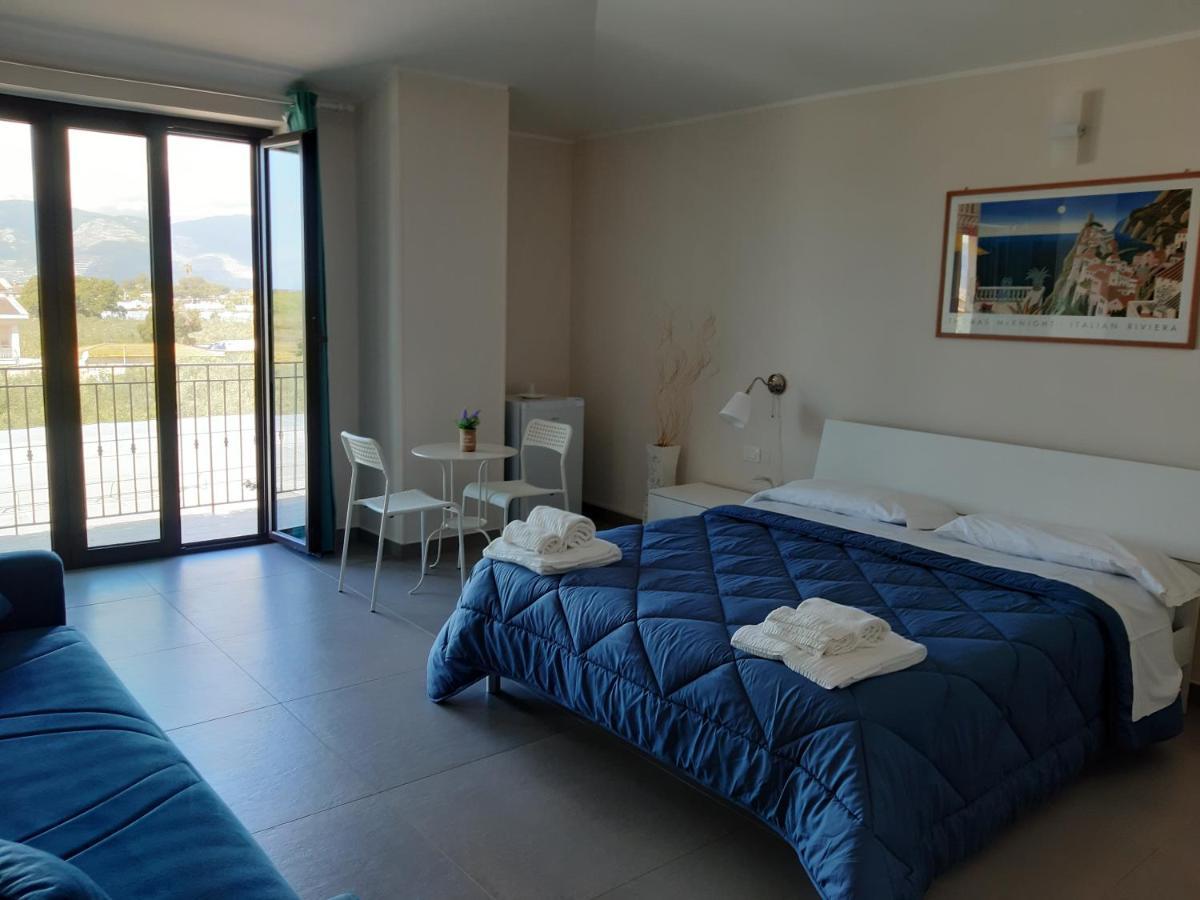 Un Passo Dal Mare - Guest House Lido Di Fondi Eksteriør bilde