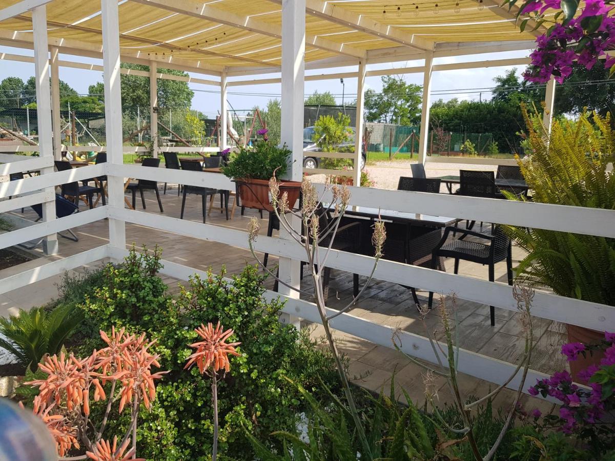 Un Passo Dal Mare - Guest House Lido Di Fondi Eksteriør bilde